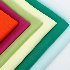 कपड़े रंगना